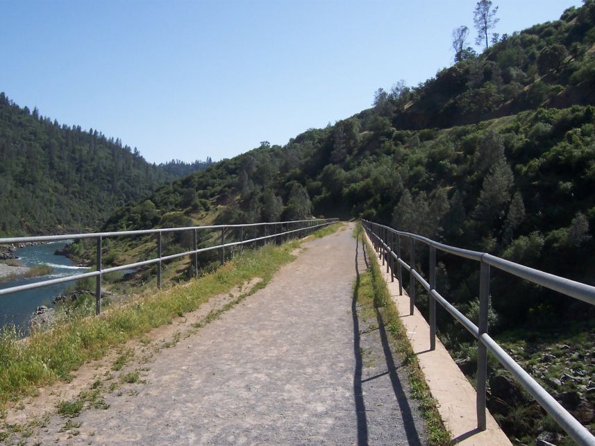 Mountain Quarries Railroad Bridge (track removed)
This bridge is also known as the "No Hands Bridge" because it had no handrails in the past. This picture was taken on top of the bridge in May 2009.
Keywords: Mountain Quarries Railroad Bridge No Hands Bridge Auburn SRA