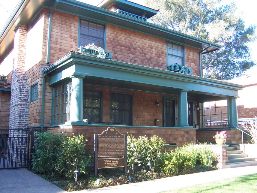 Front of House
Birthplace of "Silicon Valley"
Keywords: HP Garage Hewlett Packard Birthplace Silicon Valley