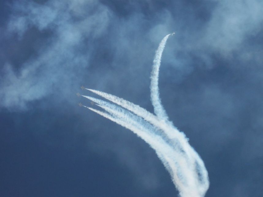 Thunderbirds
Keywords: Thunderbirds
