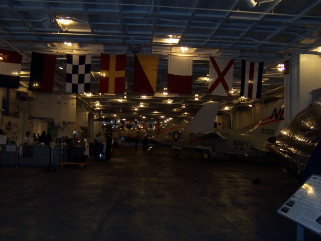 Keywords: USS Hornet